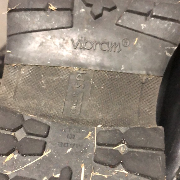 IN SEARCH OF: Call It Spring Black Leather Dress Shoes, size 9.5 WILL PAY: $20 - Picture 3 of 4